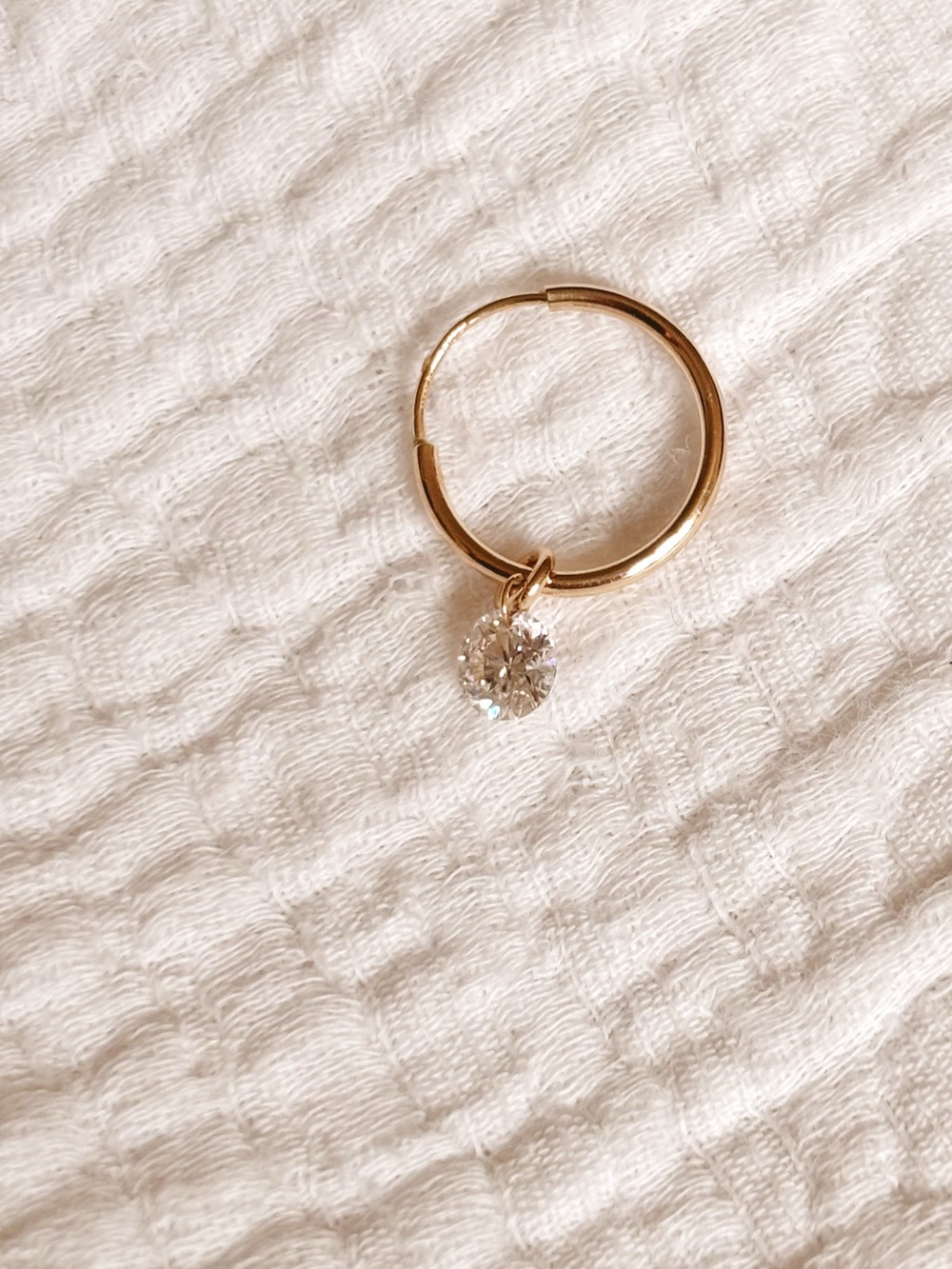 Vrai & Oro Diamond Floating Earring (Single) - 14k and Diamond